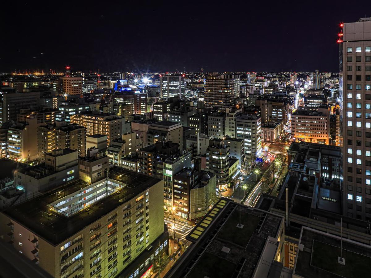 Apa Hotel & Resort Yokohama Bay Tower Eksteriør billede